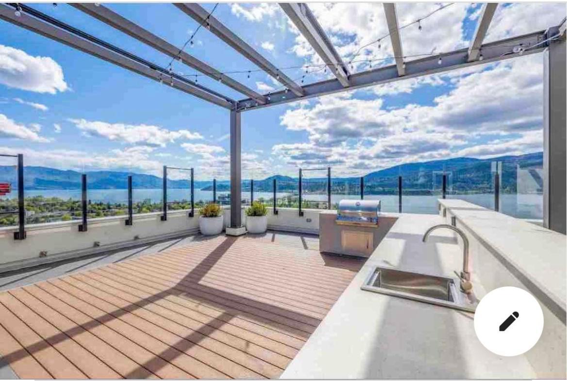Amazing Brand New Lakeview Condo Downtown Kelowna Exterior foto